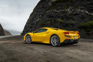 Ferrari F8 Spider 2019 года 